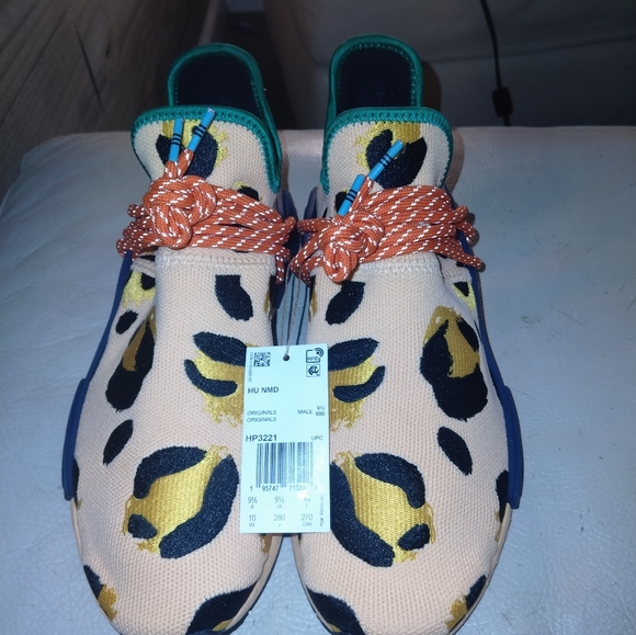 NWT Adidas x Pharrell NMD Boost Men's size 10 - Picture 2 of 4